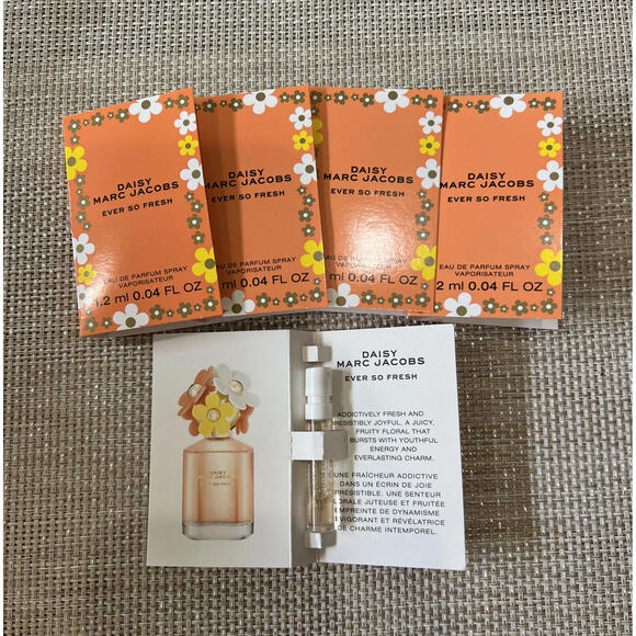 MARC JACOBS Accessories - 5X MARC JACOBS DAISY EVER SO FRESH EDP Sample Spray 1.2ml each A3